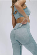Seamless Fitness Set with Zipper Pocket - Bra & Pants Suit - Artsi Chic Boutique